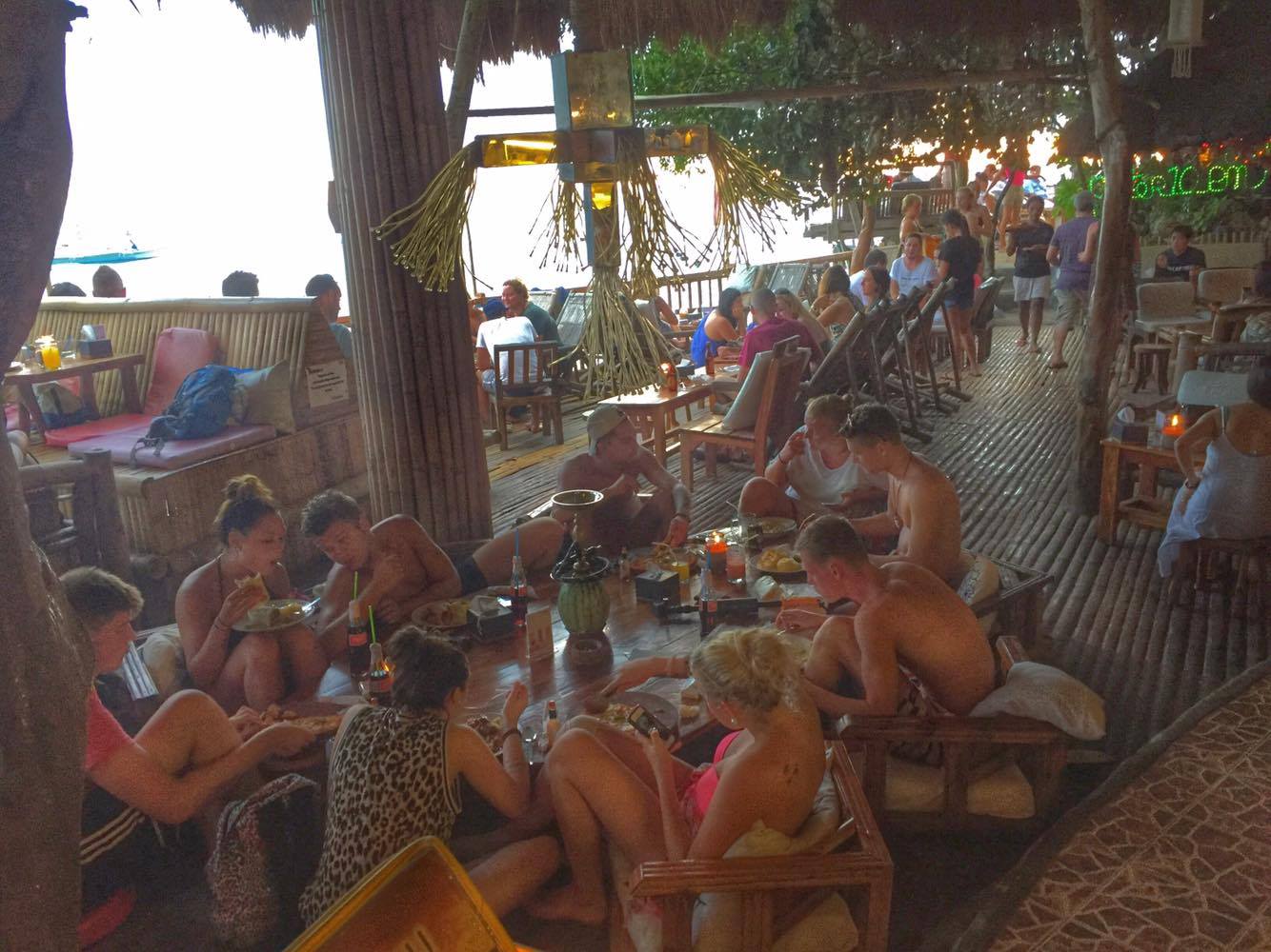 12421949_10154637031528502_2031957305_o