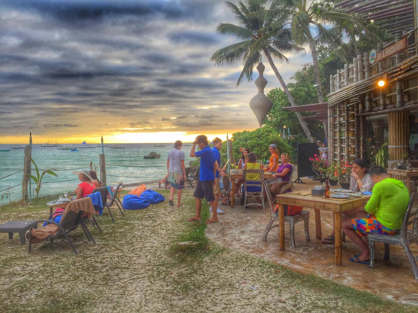 12722668_10154637030403502_1893299509_o