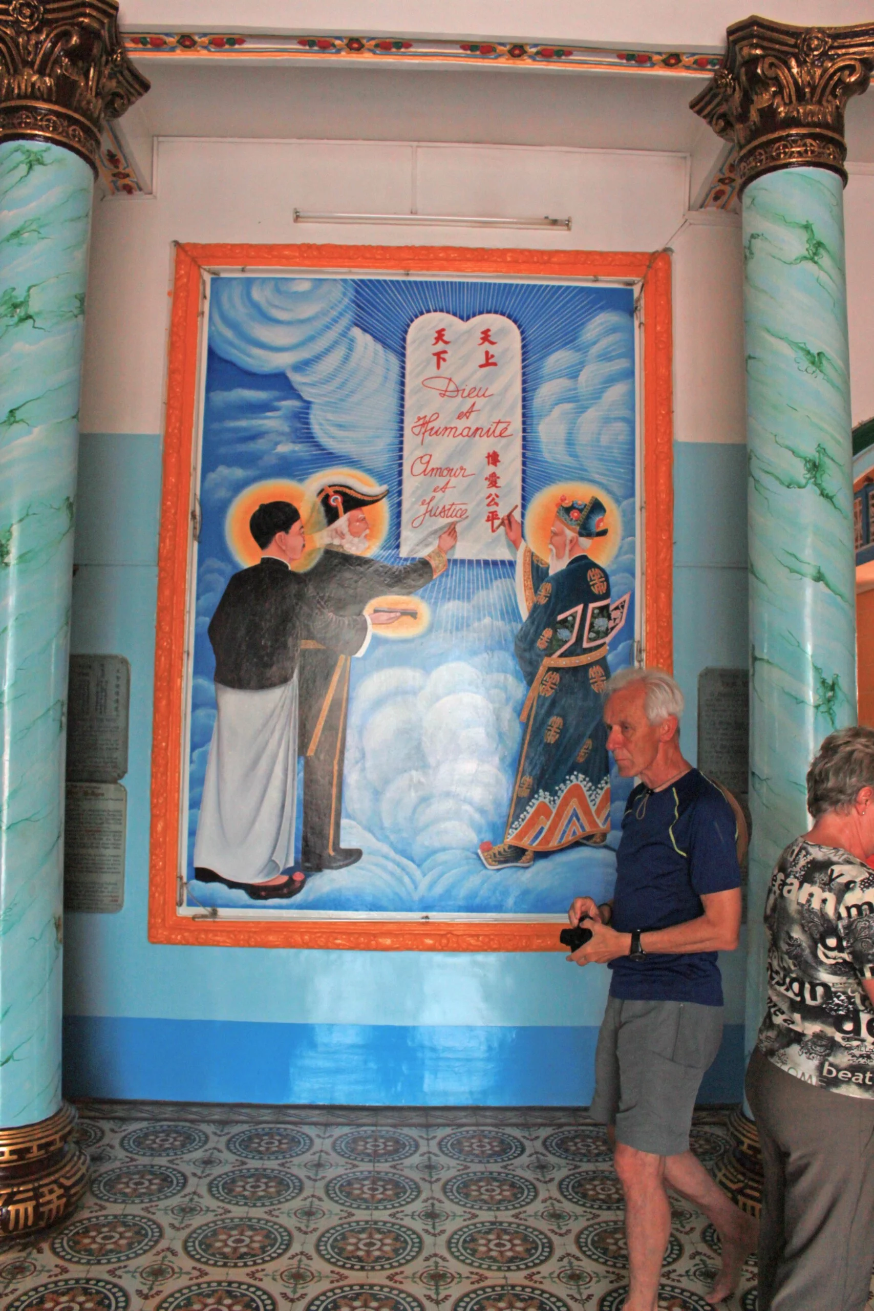 3 saints of cao dai temple