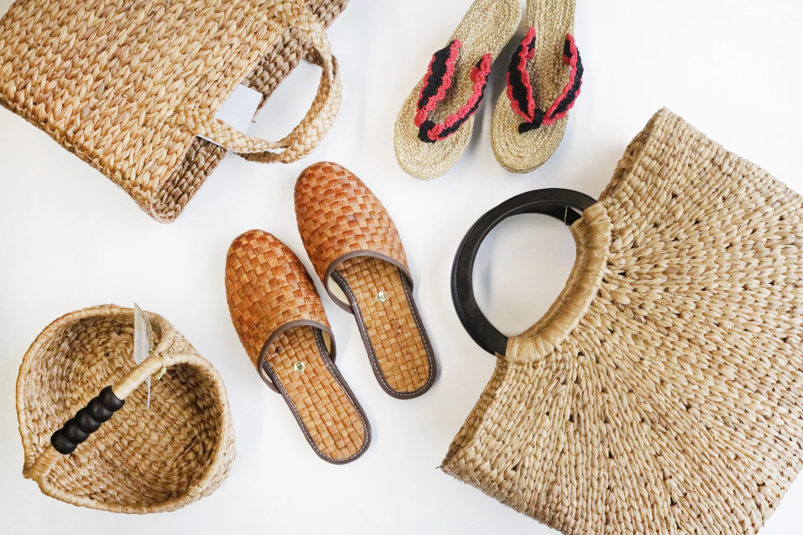 ASSORTED HYACINTH PRODUCTS FROM LAGUNA Acacia Hotel Alabang The Lobby Random Republika