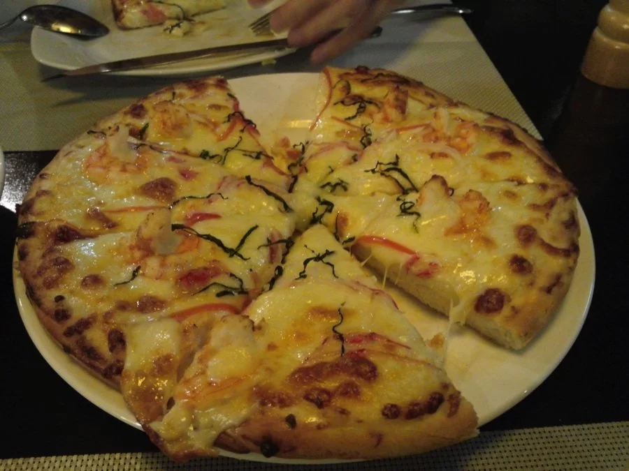 Crab and Shrimp Pizza