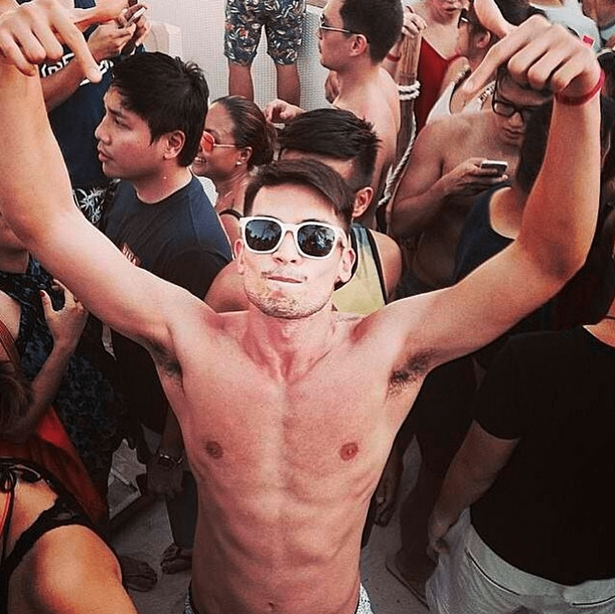 Luke Jickain in Boracay topless
