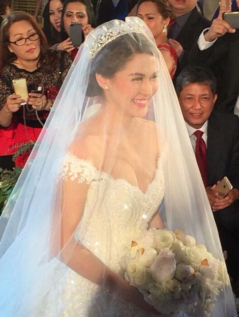 Marian Rivera Wedding Gown Michael Cinco 9