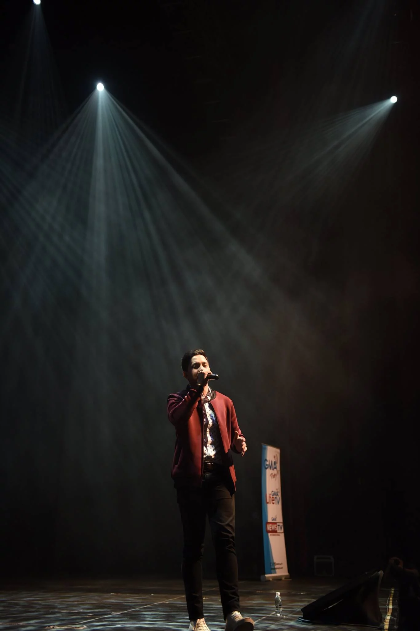 alden richards solo concert in singapore sold out