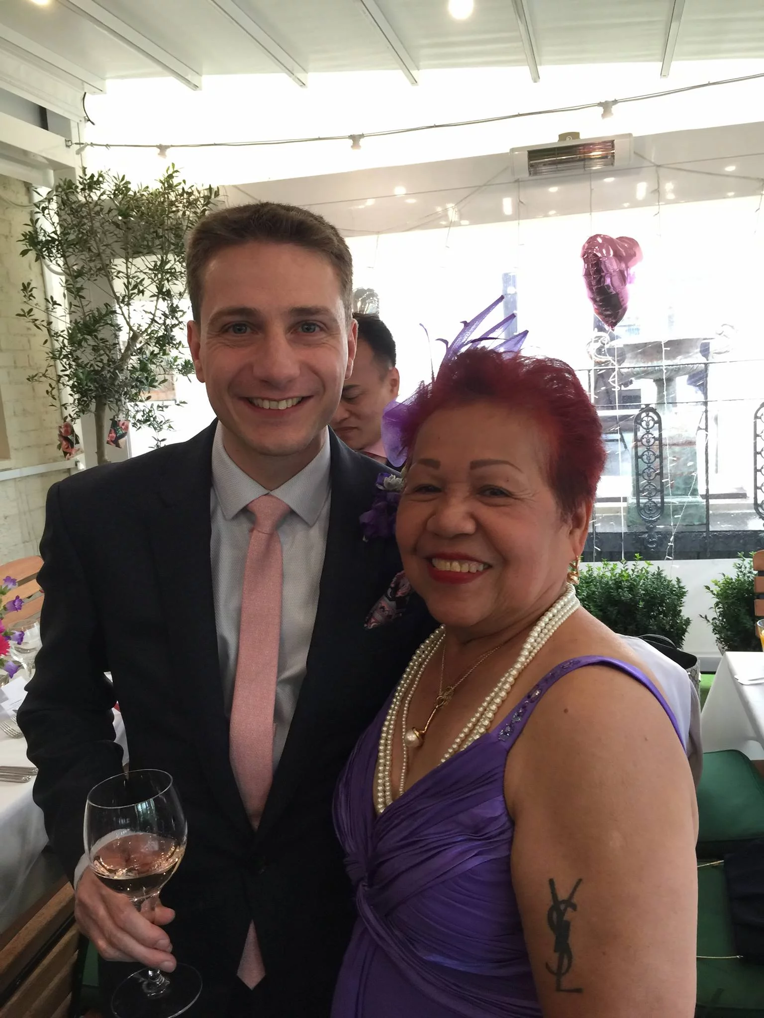 ate glow husband wedding ceremony in london