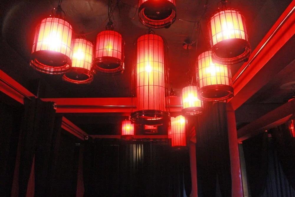 chinese lanterns at qiwellness living tagaytay