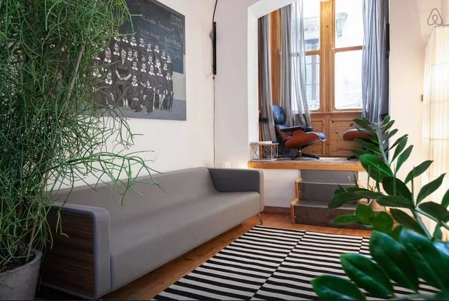 One of the cute little nooks in Doruk's apartment.