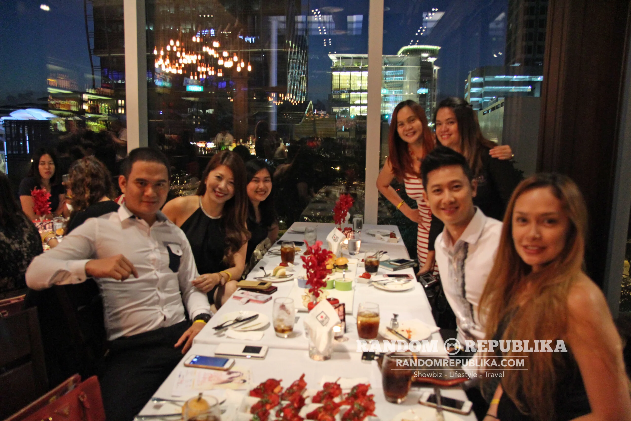 kimxi kim chiu and xian lim welcome dinner in singapore funtasy concert at suntec 4