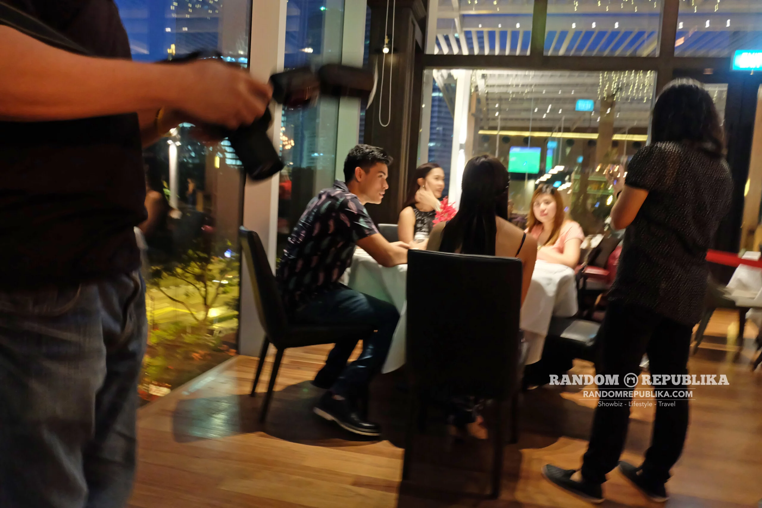 kimxi kim chiu and xian lim welcome dinner in singapore funtasy concert at suntec full surprisejpg behid the scenes dinner