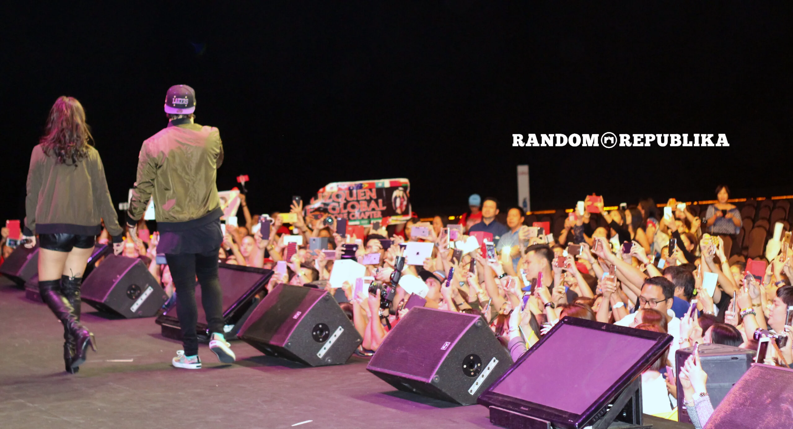 liza soberano and enrique gil at LizQuen LIVE in Singapore 2016