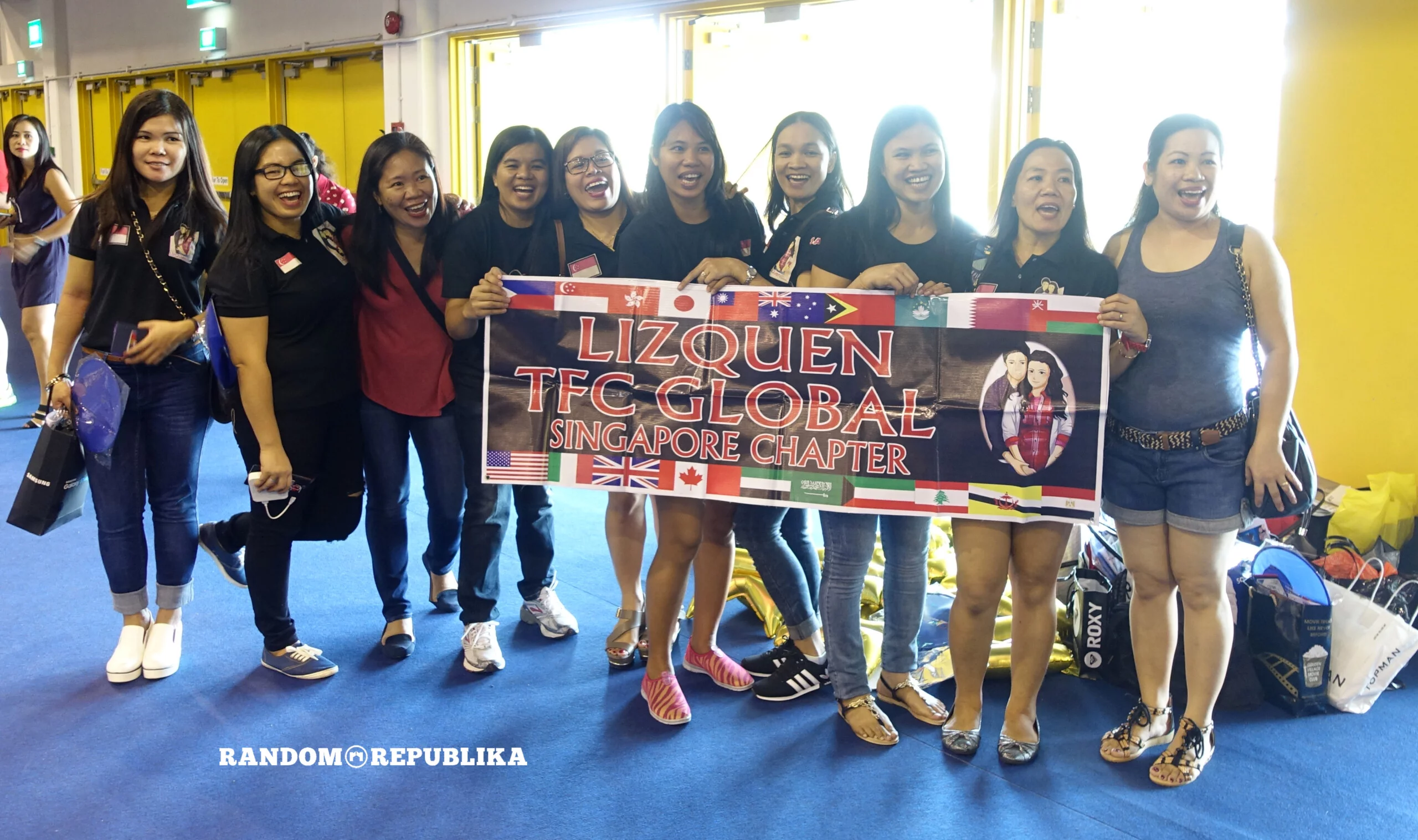 lizquen global fans in singapore concert