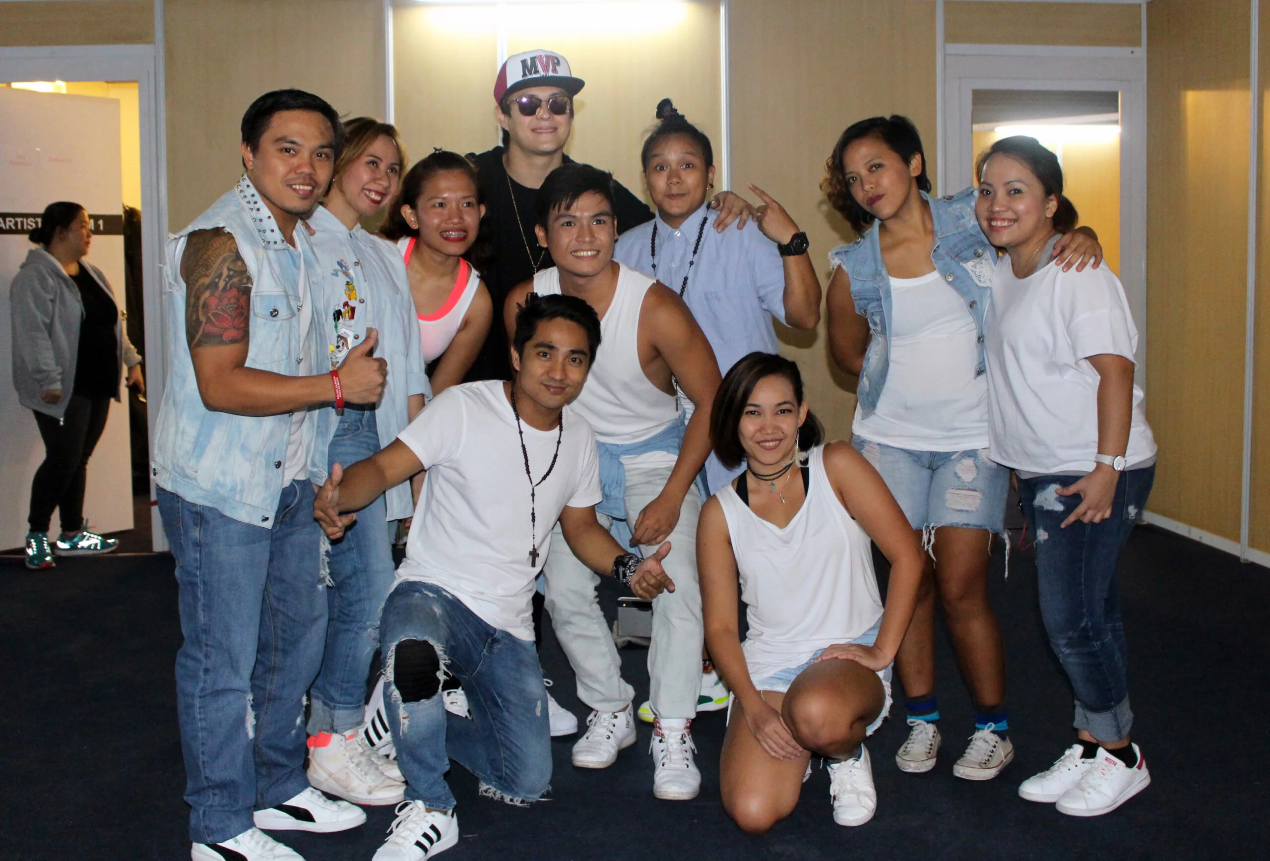 lizquen live in singapore with filipino dance club singapore