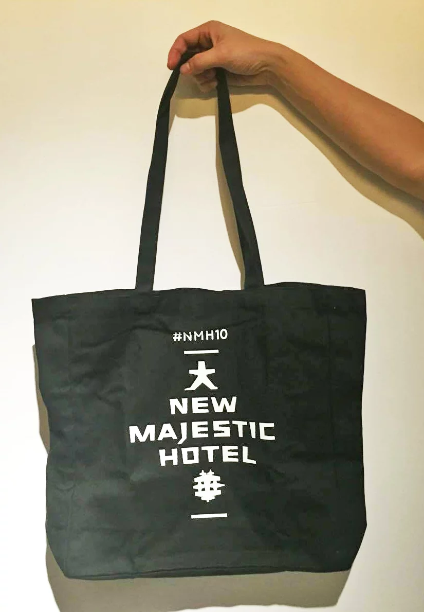 new majestic hotel singapore tote bag