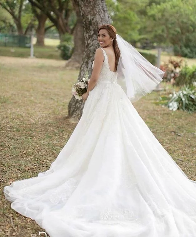 nikki gil wedding with bj albert 2015