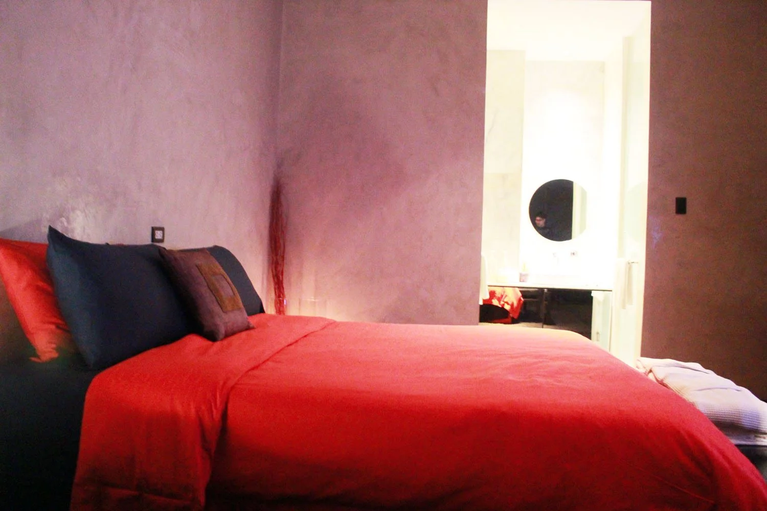 qiwellness tagaytay guest room guesthouse private accommodation