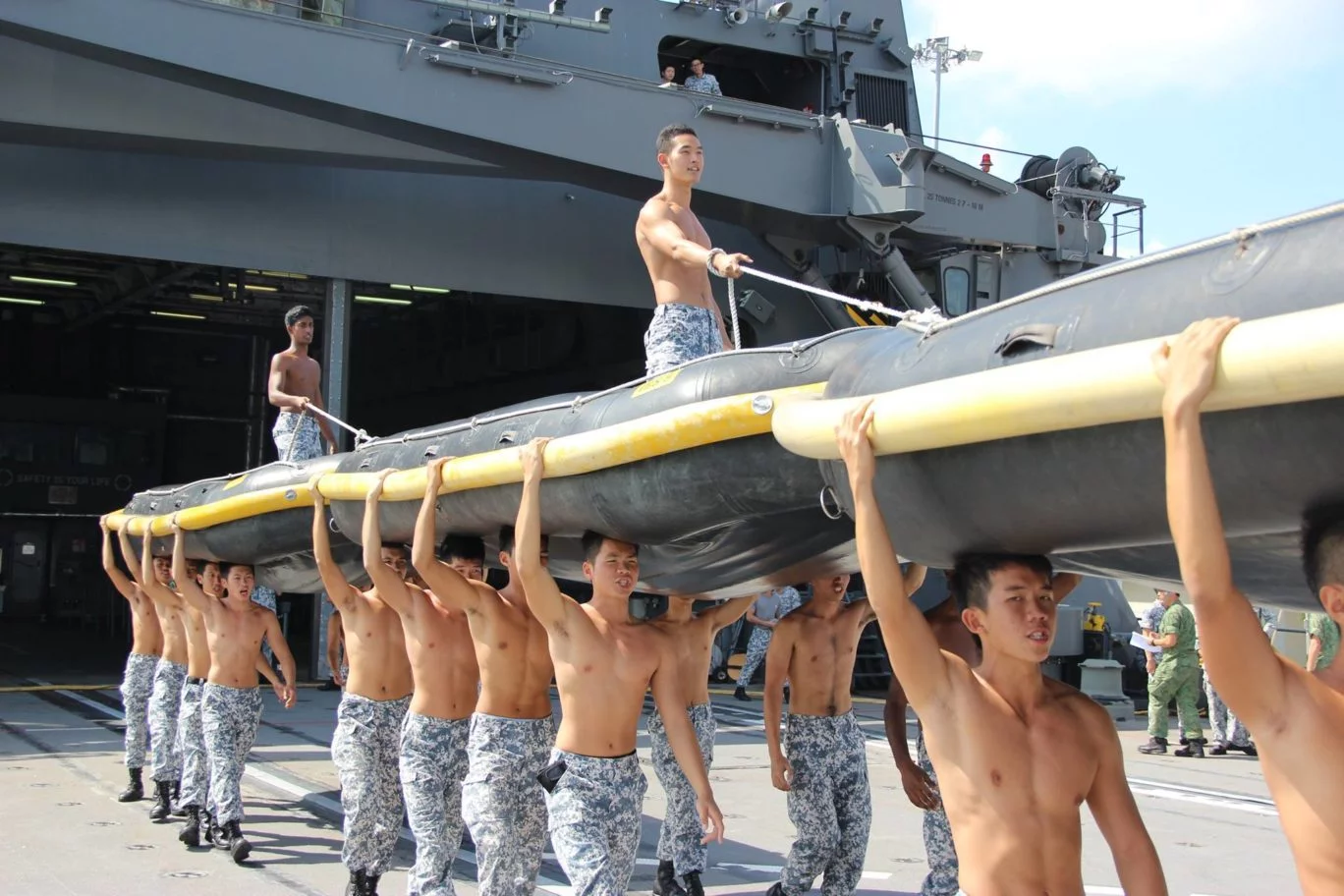 singapore army